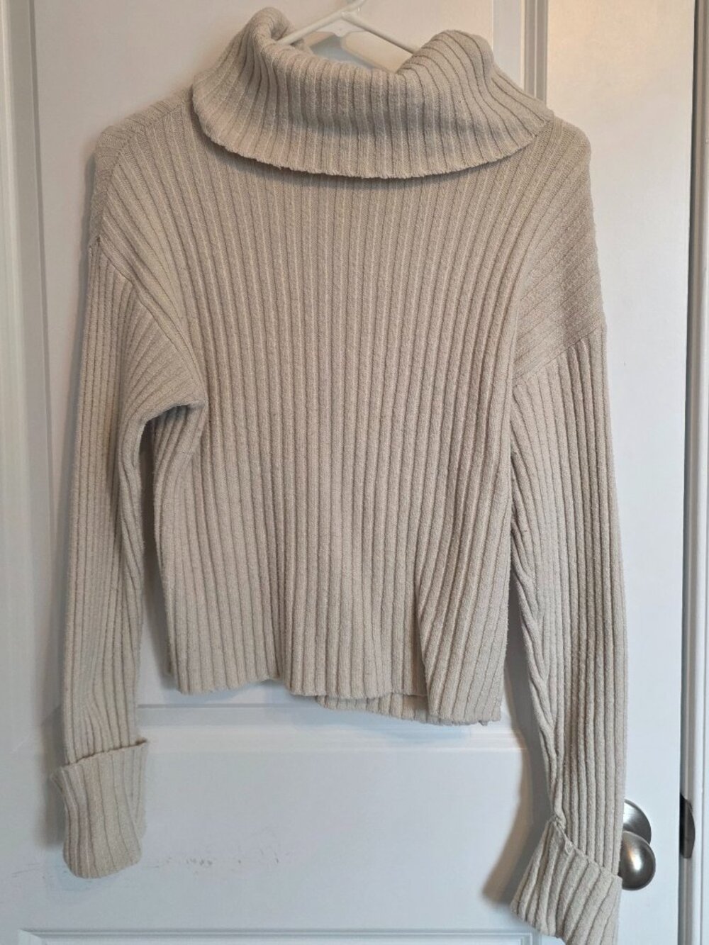 Dex Cream Turtleneck Sweater - Size Small